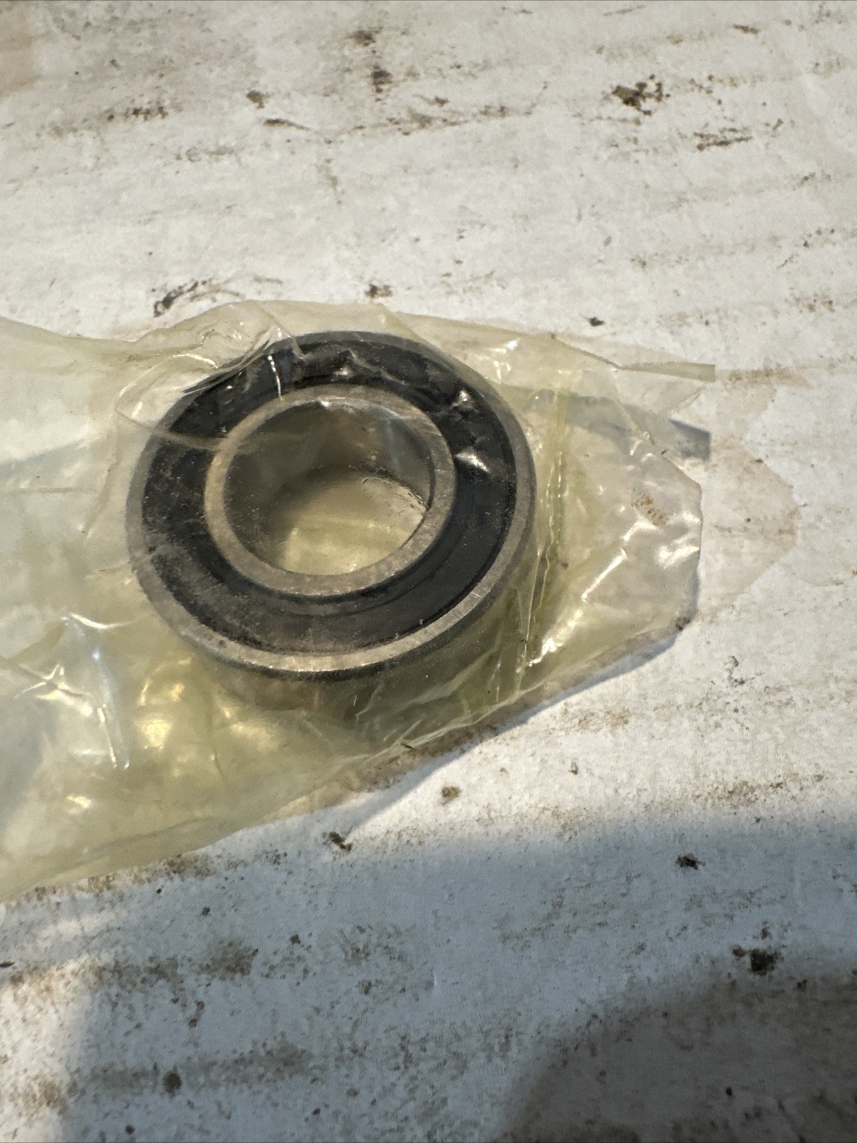 MRC 103KSZZST H401 C3 Sealed Bearing w Snap Ring 15MM Bore (SP127)