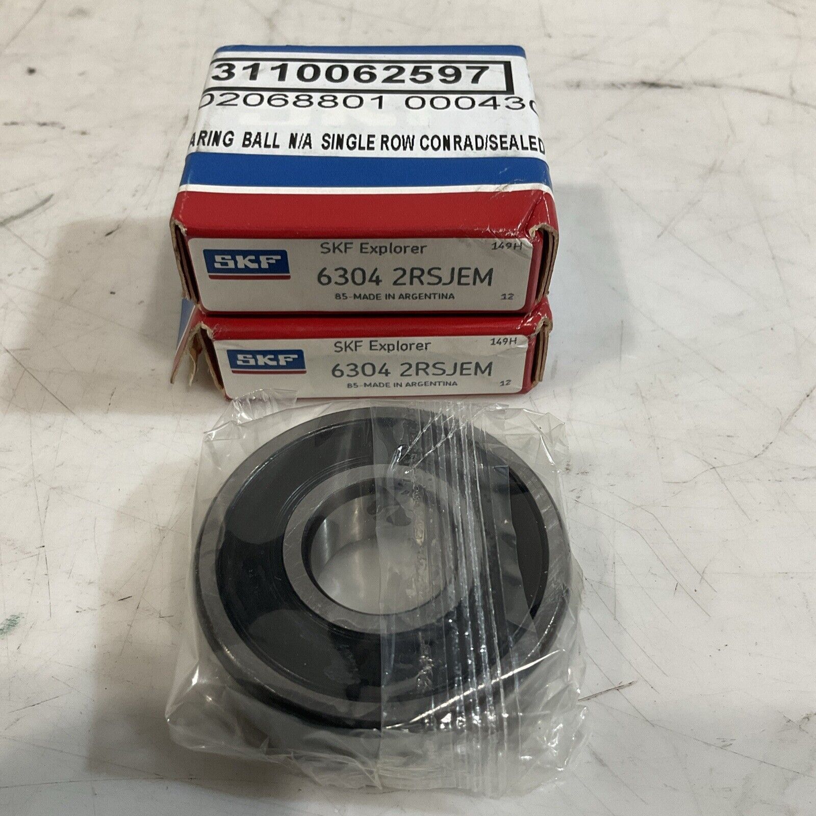 SKF 6304-2RSJEM DEEP GROOVE BALL BEARINGS LOT OF 2 U3S