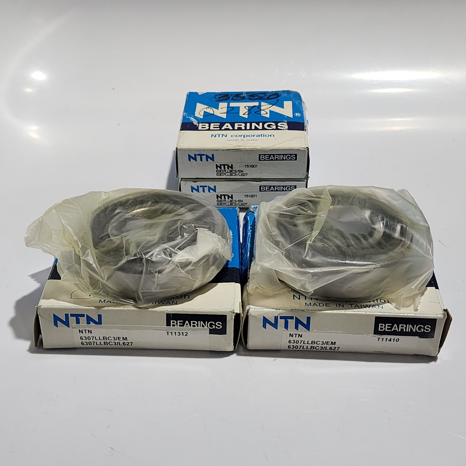 (4pc lot) NTN 6307 LLB C3/EM Deep Groove Ball Bearing, Rubber Sealed 35x80x21 mm