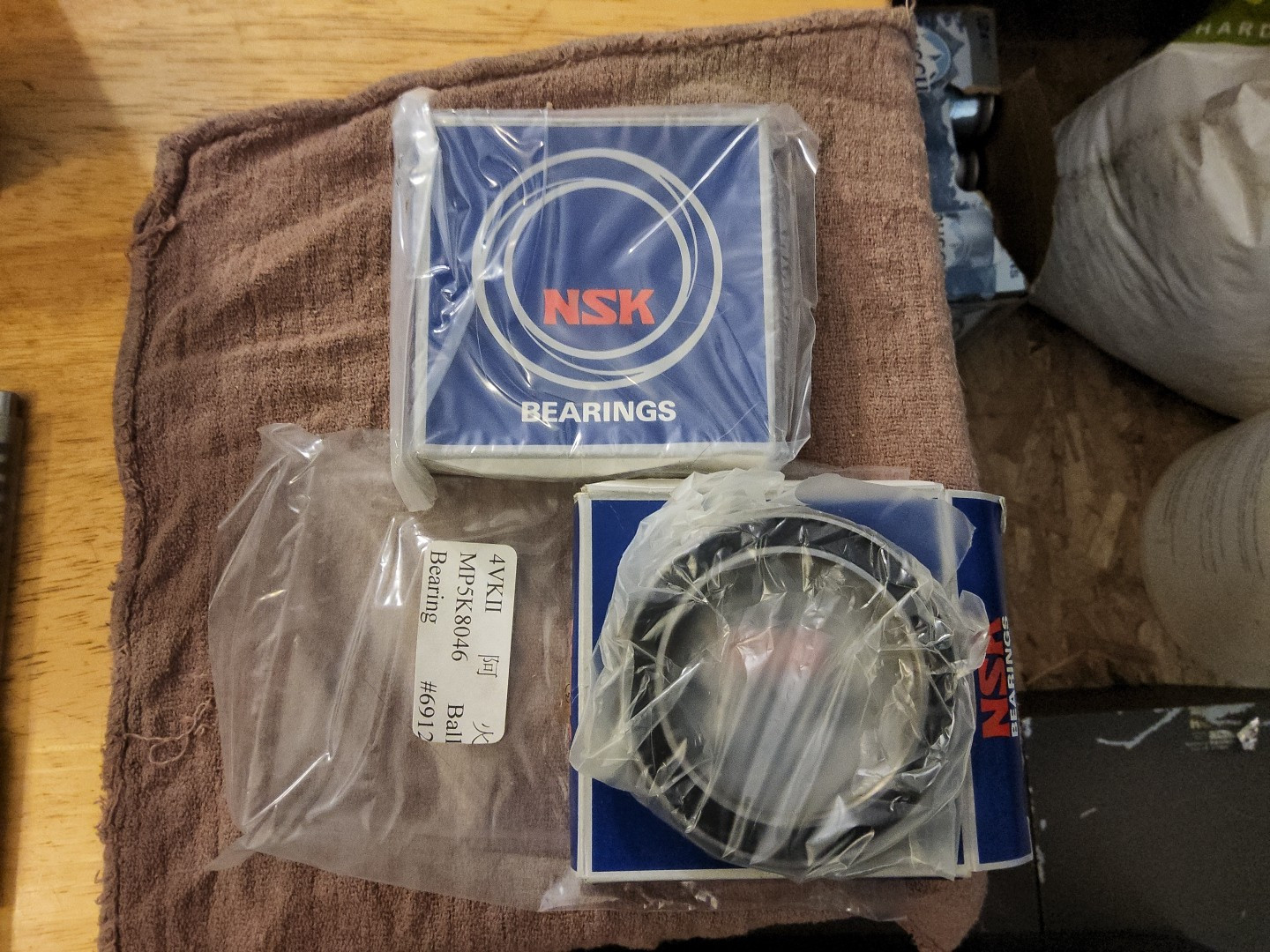NSK 6912VV 60mm X 85mm X 13mm Sealed Bearing