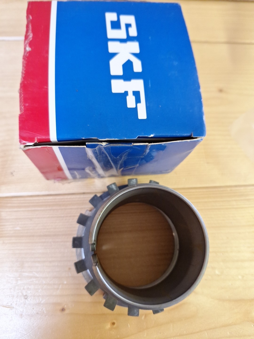 SKF H-3128 Bearing Adapter Sleeve Assembly 125mm ID H3128 KM28 MB28 Sweden