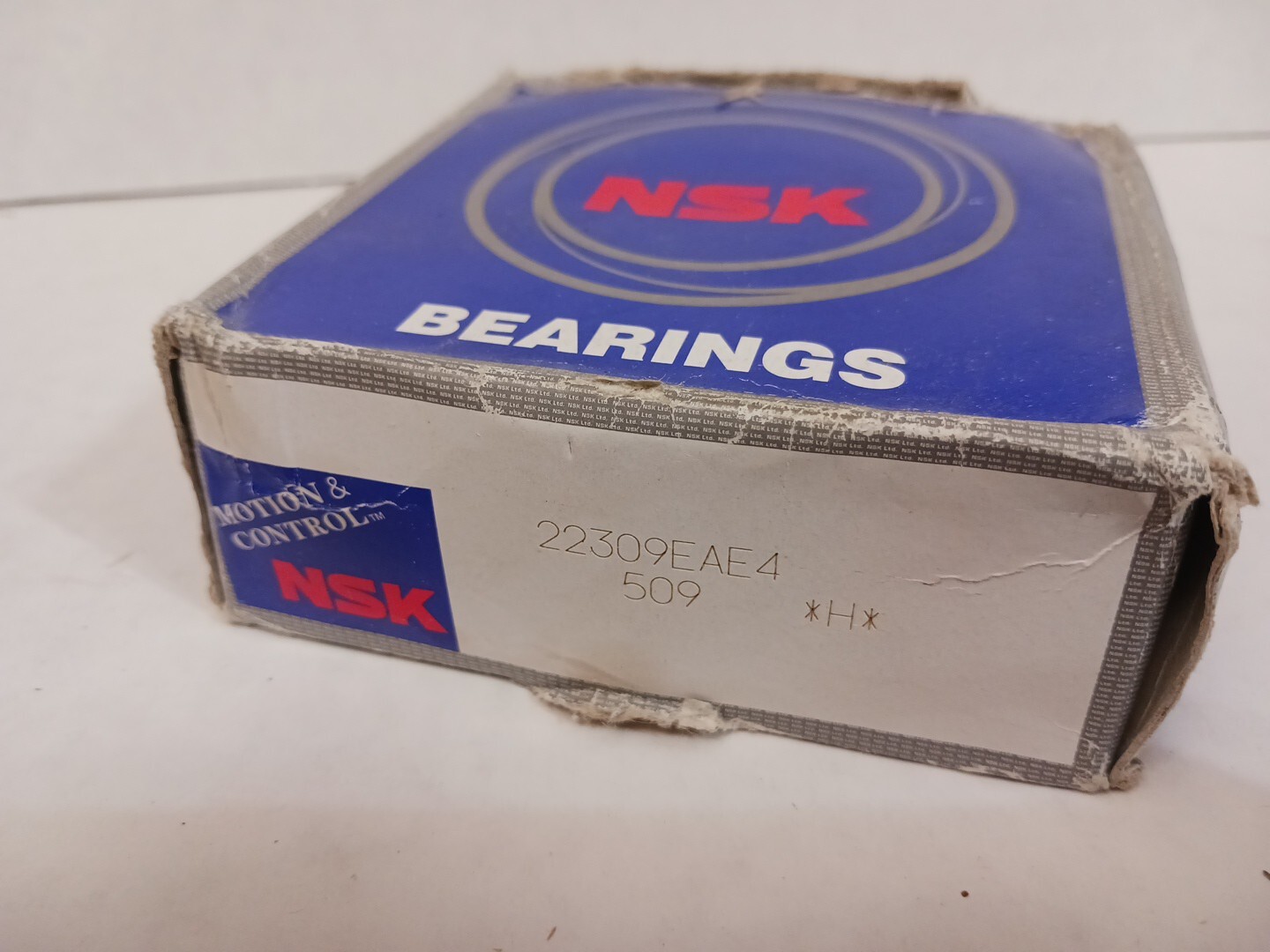 NSK 22309 EAE4 Spherical Roller Bearing NEW 45x100x36mm