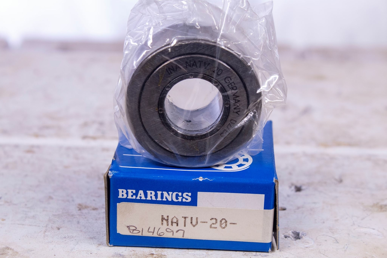 INA Natv-20 B14697 Crowned Yoke Roller Sealed