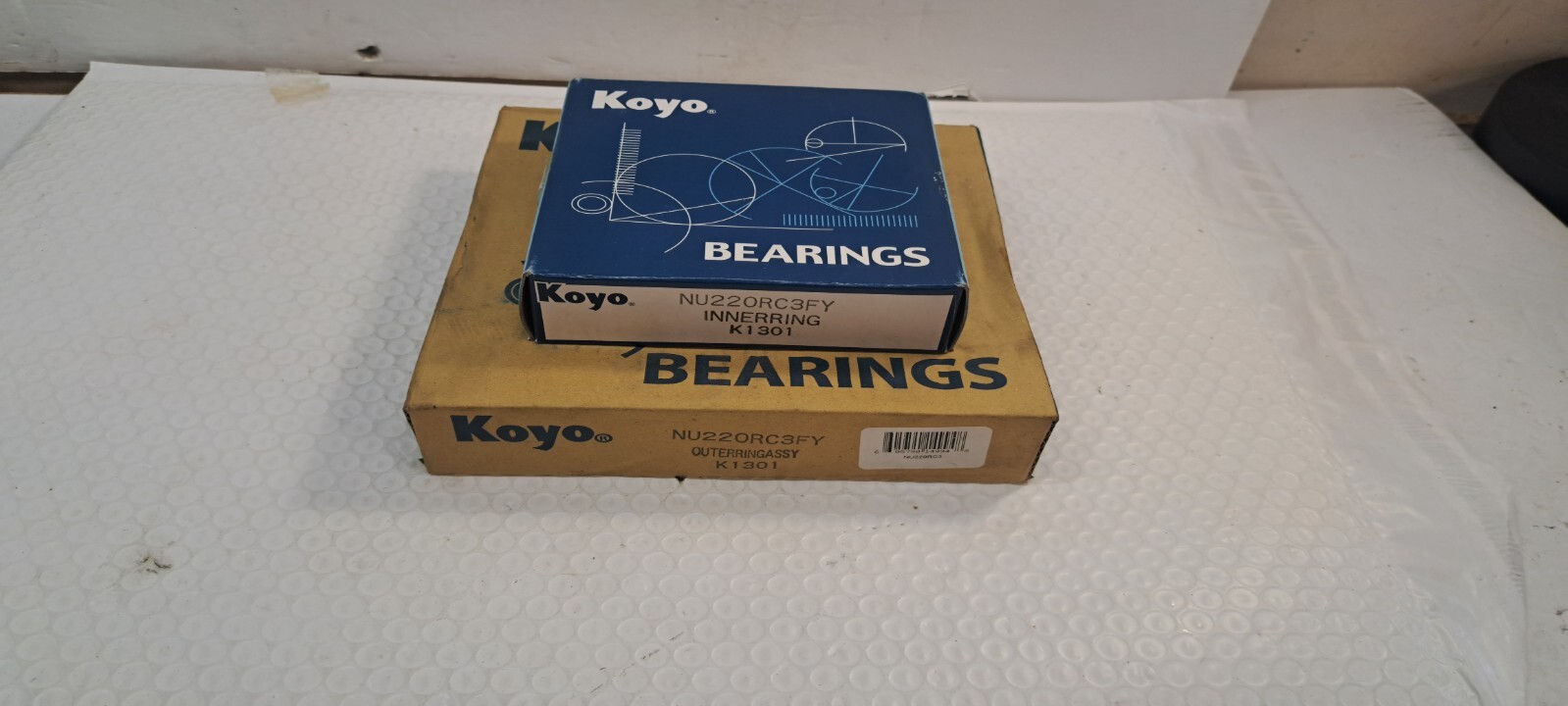 Koyo Bearings NU220RC3FY – No Rib Inner Ring, 100 mm ID, 180 mm OD, 34 mm Width,