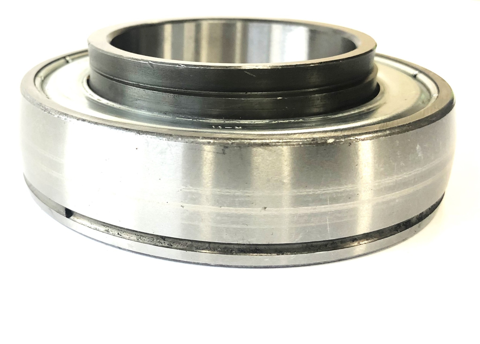 FYH-Roberts Bearing SA211-35F (K-11) NOS