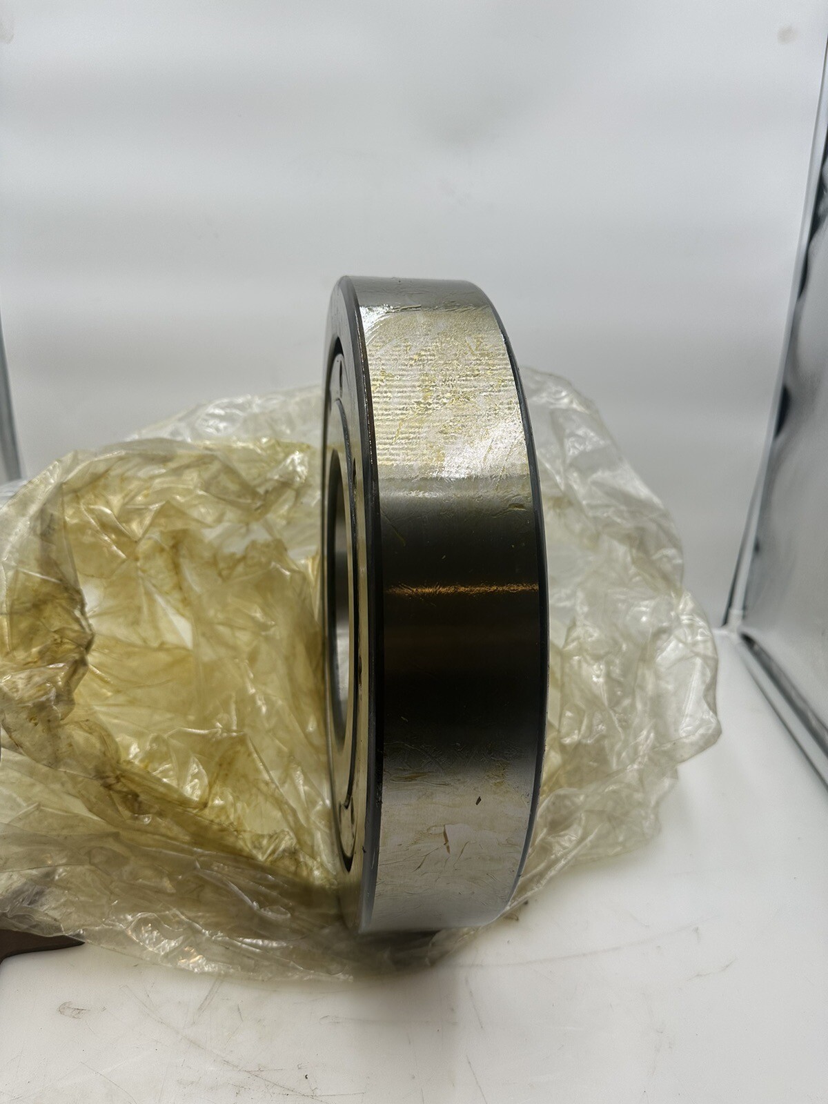 SKF 6336M Radial/Deep Groove Ball Bearing W/Bronze Cage 180x380x75 NEW OEM