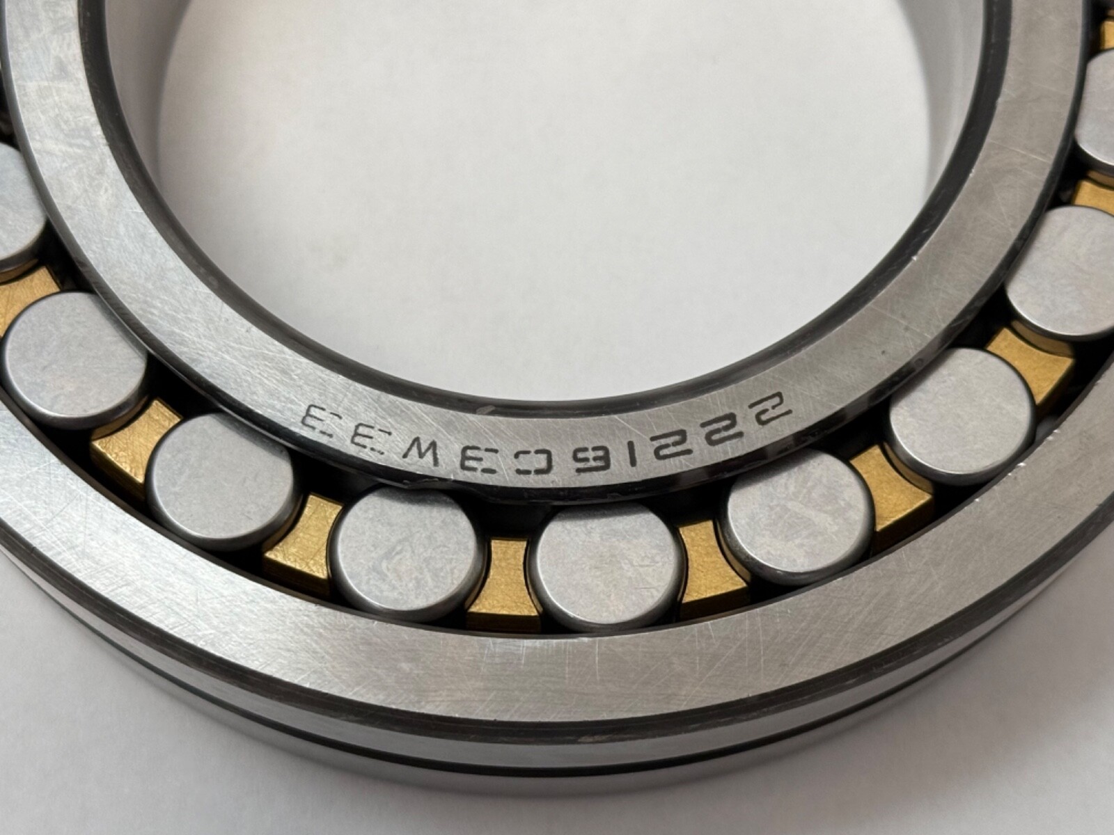 Hyatt 22216MBC3W33 Bearing 22216-MB-C3-W33 22216BR 22216M 80x140x33 mm