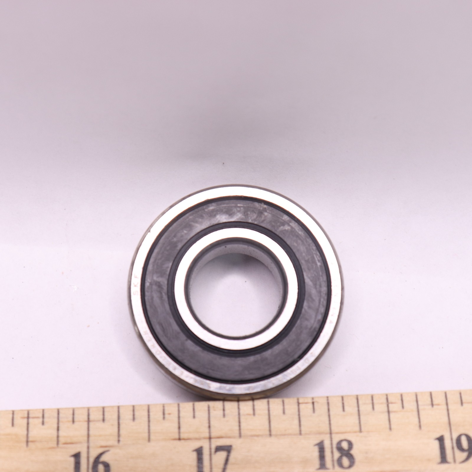 SKF Single Row Ball Bearing 20 x 47 x 14 MM 6204-2RSH