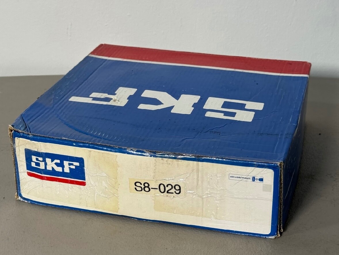 SKF 22222 EK/VA751 Spherical Roller Bearing