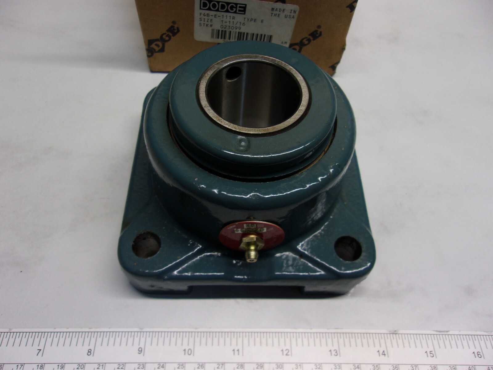 DODGE 0230099, F4B-E-111R, TYPE E, 4-BOLT FLANGE BLOCK BEARING 1-11/16″, 0386A