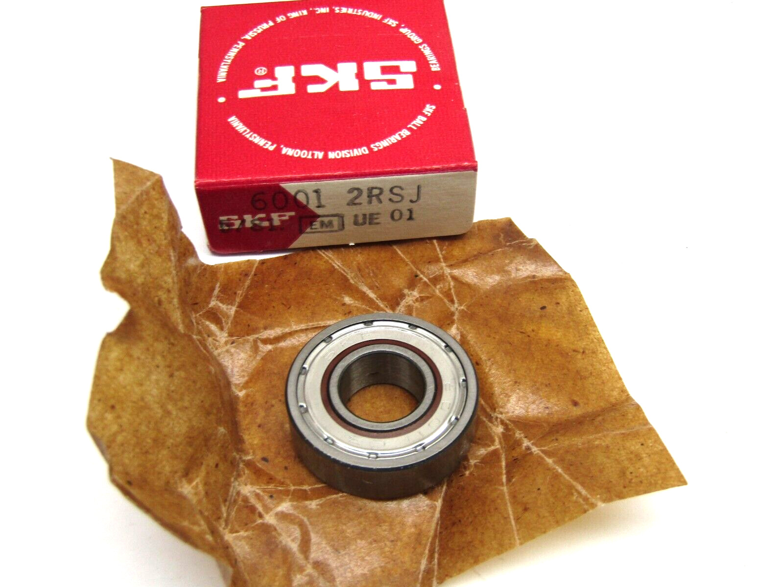 SKF 6001-2RS JEM 12mmX 28mmX 8mm Sealed Bearing Metal & Rubber Seals