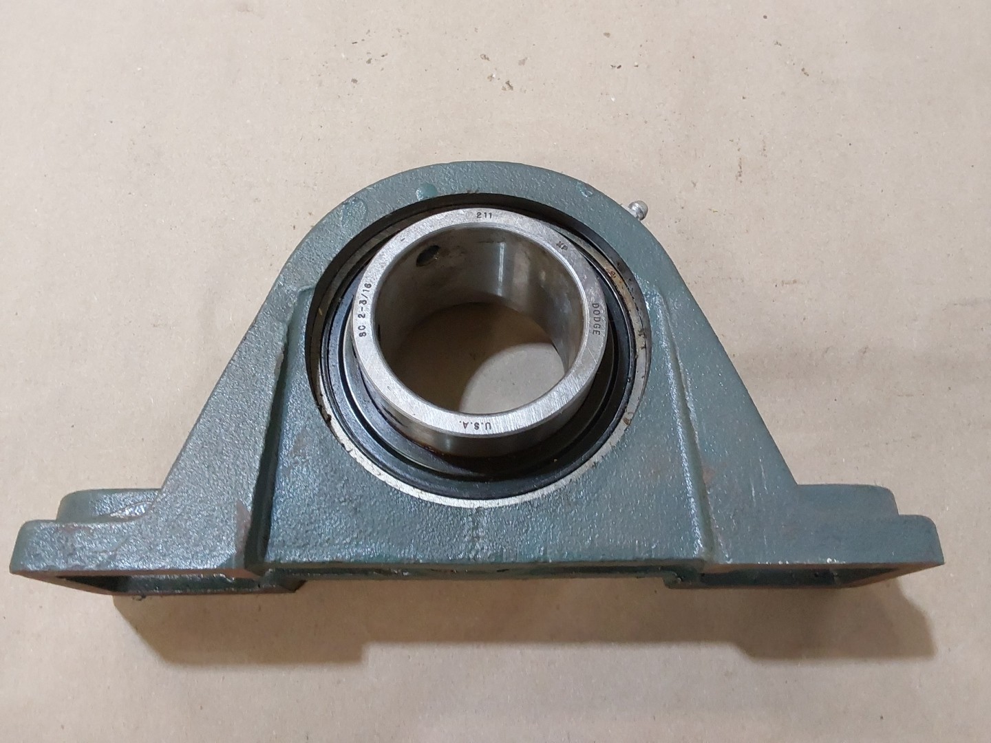 Dodge Pillow Block Bearing 2-3/16″ID