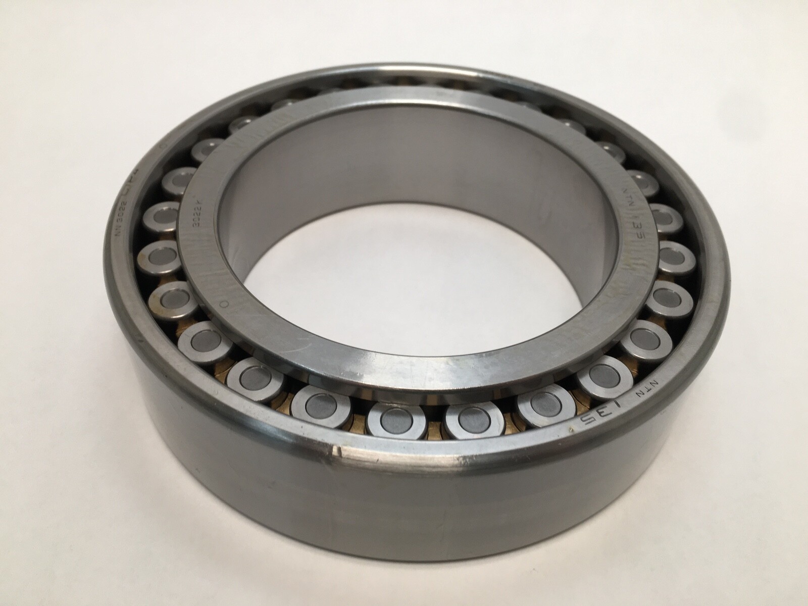 NTN NN3022KC1NAP4 Cylindrical Bearing 110x170x45 mm NN-3022-K-C1-NA-P4 Japan