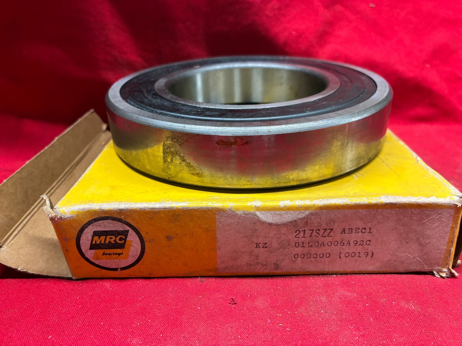 TRW MRC DEEP GROOVE BALL BEARING 217SZZ BORE: 85MM OD: 150MM WIDTH: 28MM