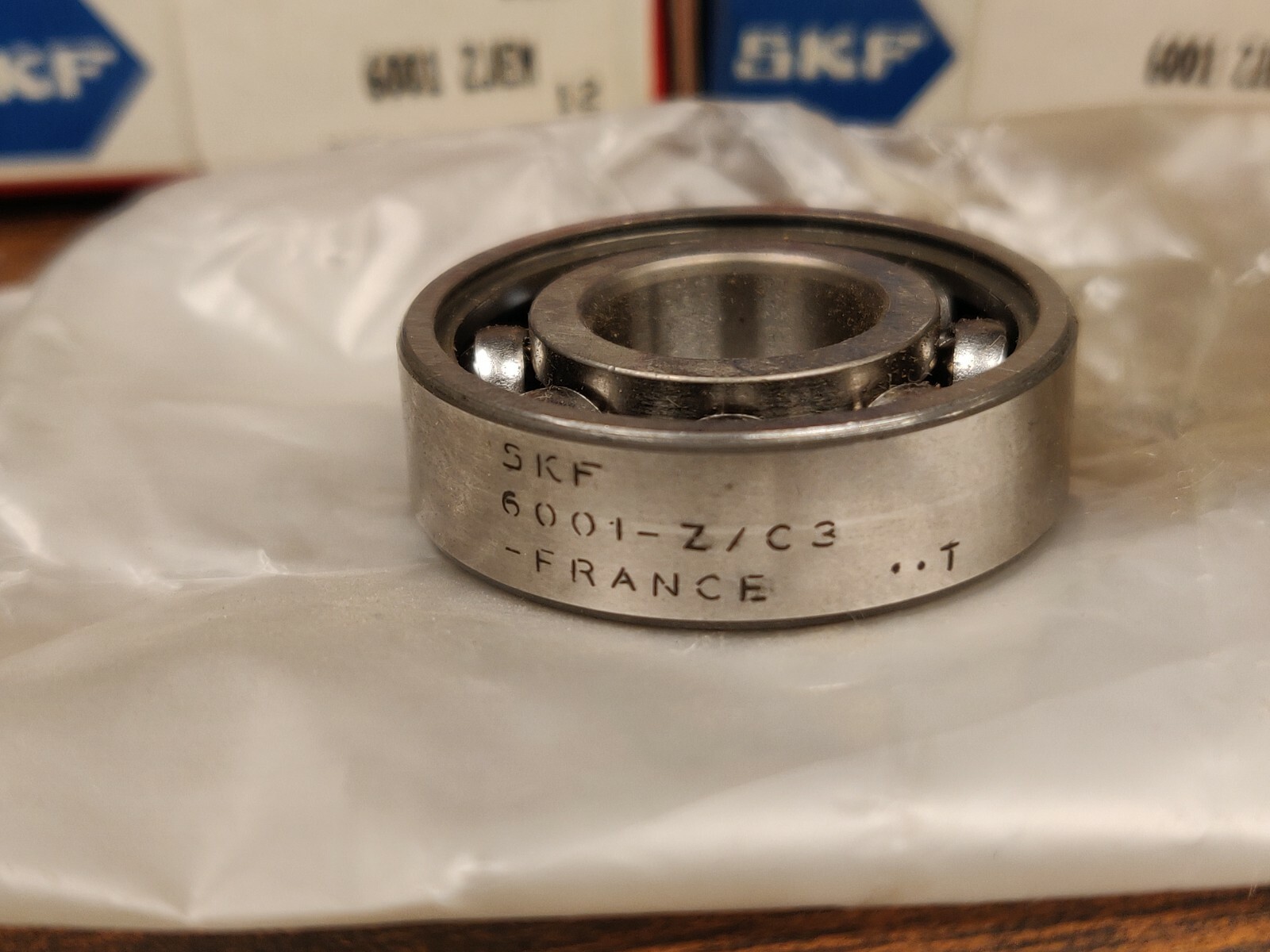 Lot of 6 SKF 6001-ZJEM Single Row Ball Bearing