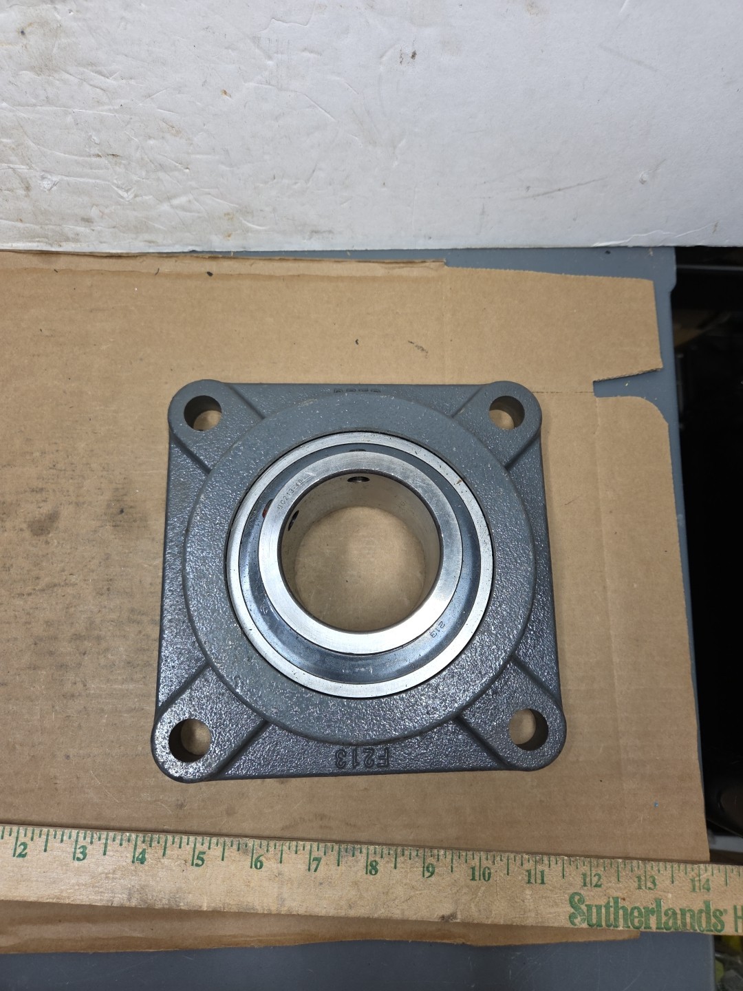 PEER F213 F-213-h BEARING & Housing 4 Bolt Flange 2-1/2″ Or 65mm