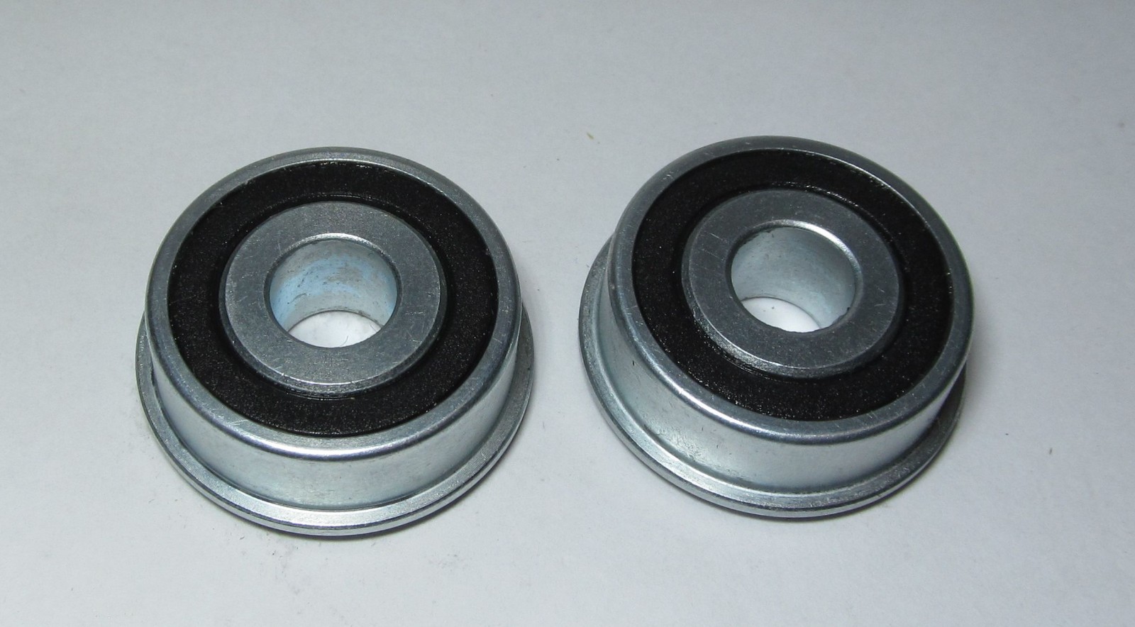 2x FLANGED WHEEL BEARINGS DOUBLE RUBBER SEAL 3/8″ ID 1-1/8″ 1-1/4″ OD OMNI WHEEL