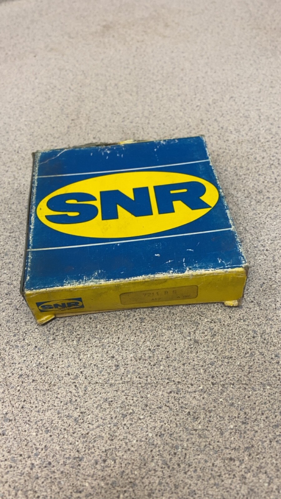 SNR 7211 B G A12 A88 Bearing New in Box
