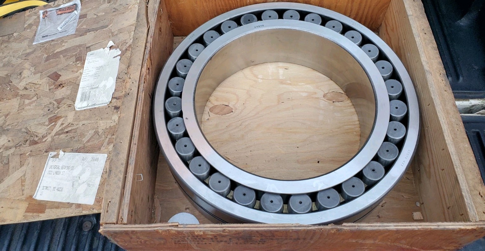 Timken Torrington 23076 W33 BR Spherical Roller Bearing 380mm ID x 560mm OD NOS