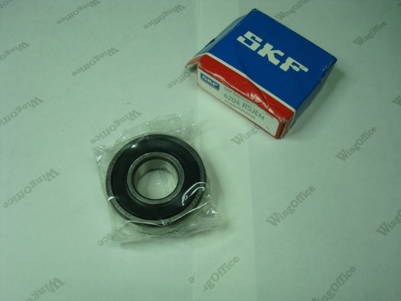 SKF 6204-RSJEM SINGLE ROW BALL BEARING 20mm BORE NIB