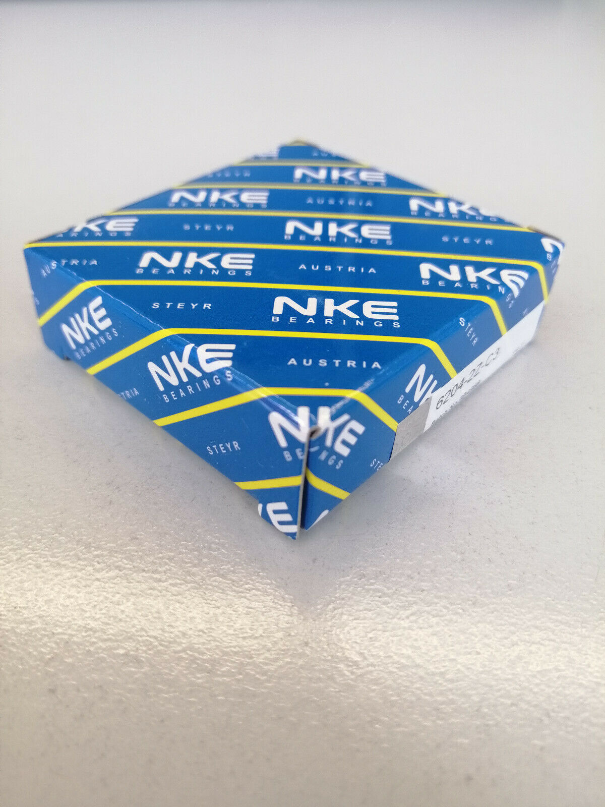 NKE Deep Groove Ball Bearing 6204-2Z-C3 Batch No.9B4968 20x47x14mm #62297