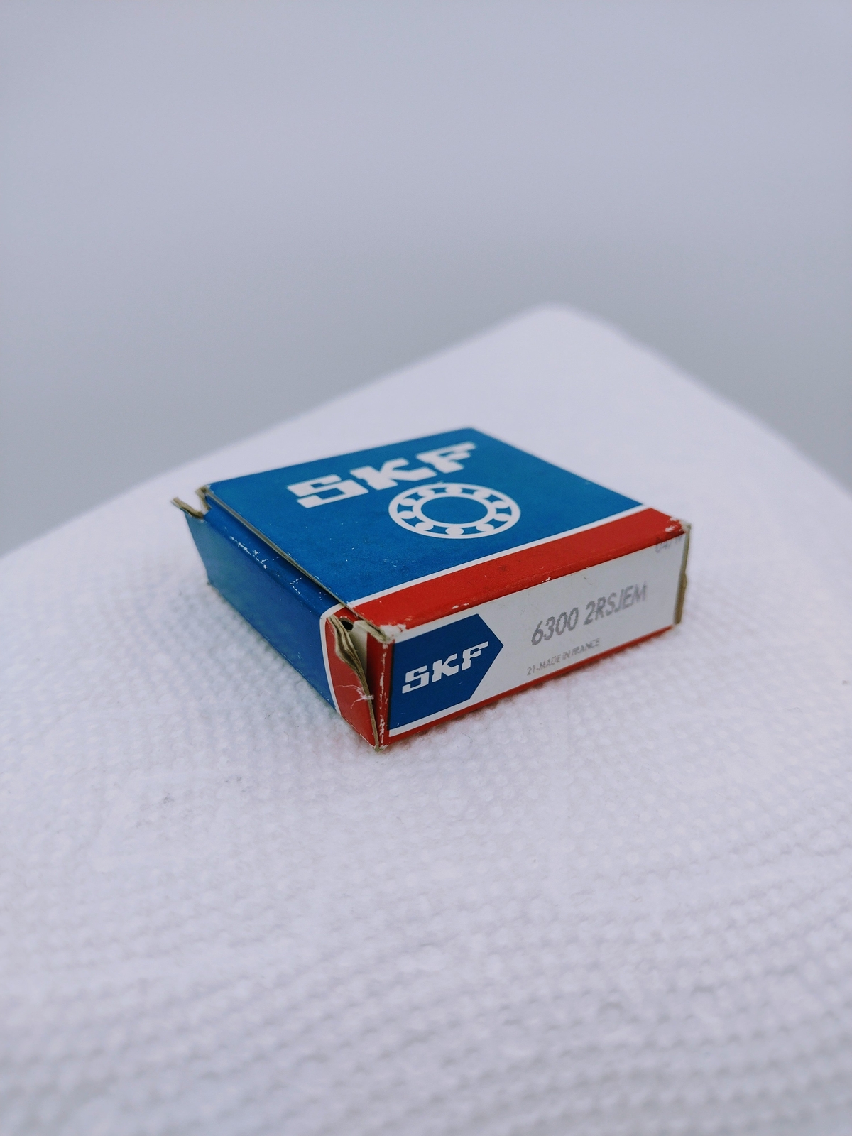SKF 6300 2RSJEM Deep Groove Ball Bearing