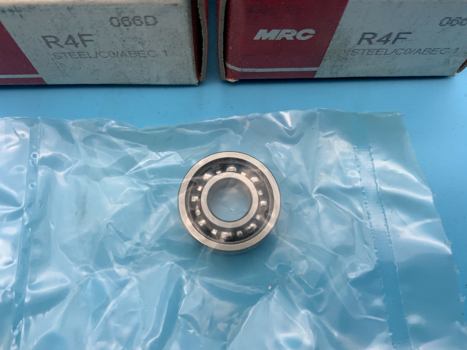 (3) MRC R4F Radial/Deep Groove Ball Bearing – Round Bore, 0.2500 in ID
