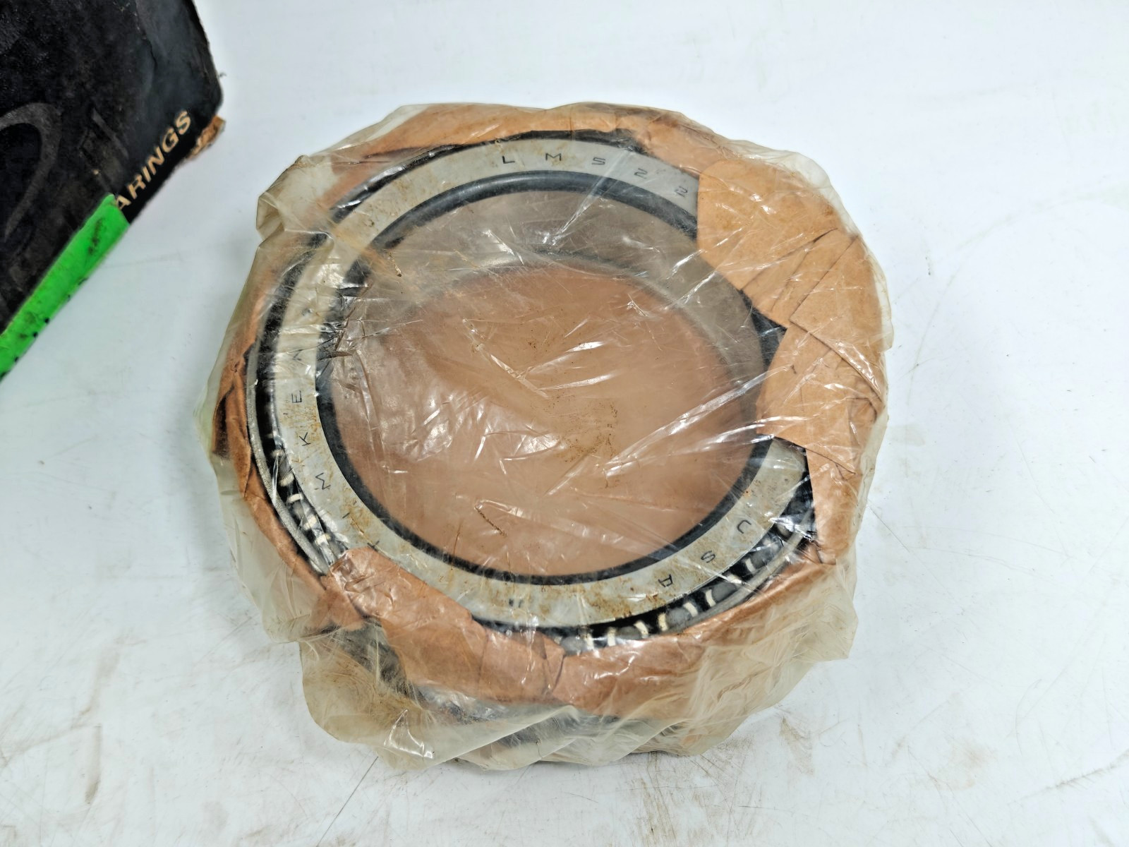 LM522546 LM522510D Timken Double Row Tapered Roller Bearing LM522546 LM522510D