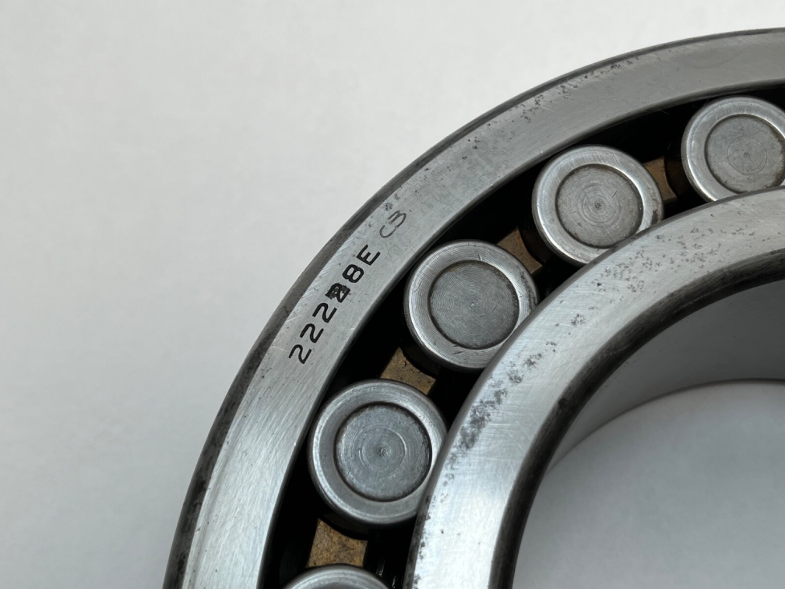 Nachi 22228EC3 Spherical Bearing 22228-E-C3 22228 MB/BR/M 140x250x68 mm
