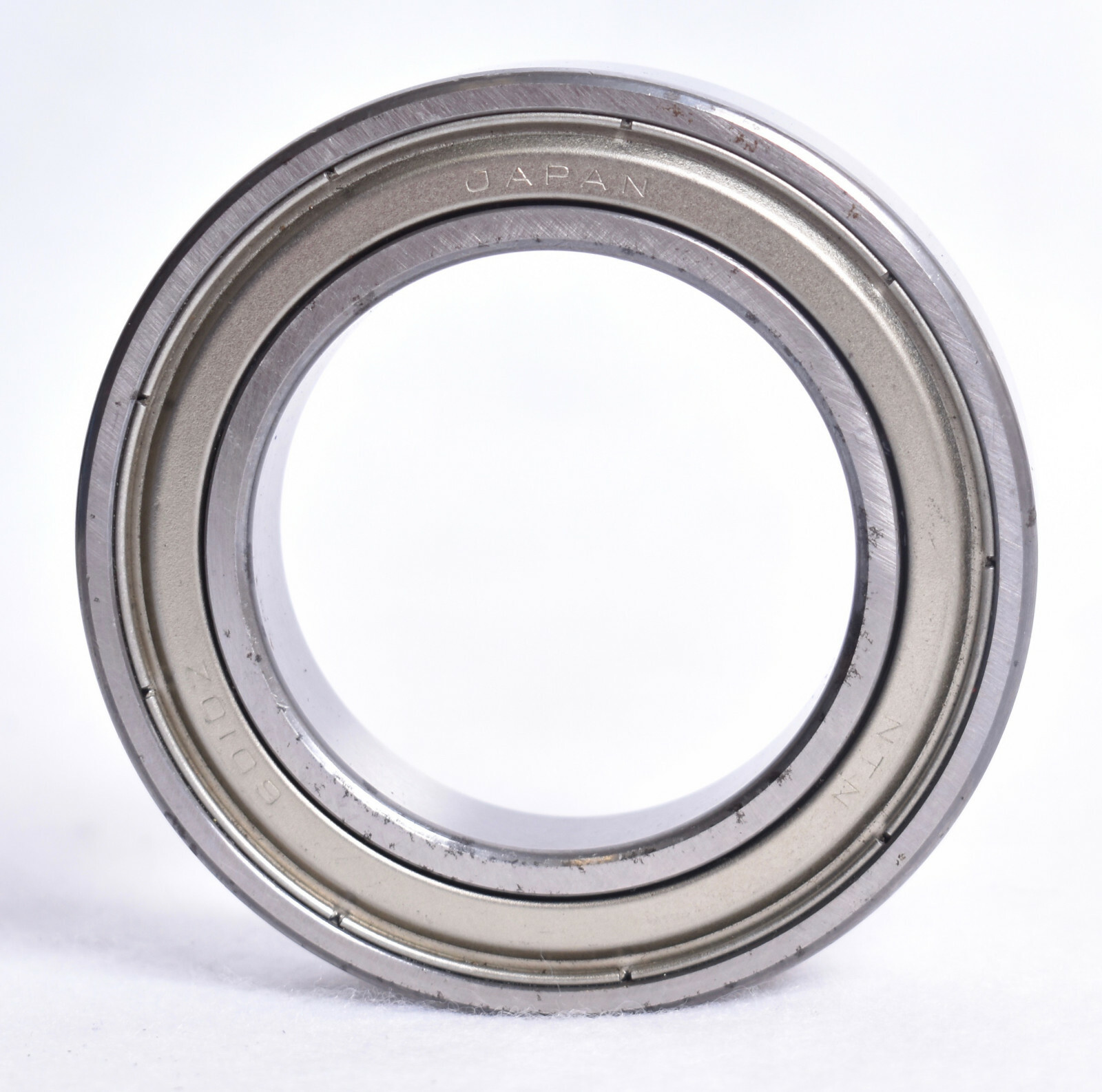 NTN Double Shielded Ball Bearing 6010ZZV6 6010-ZZ