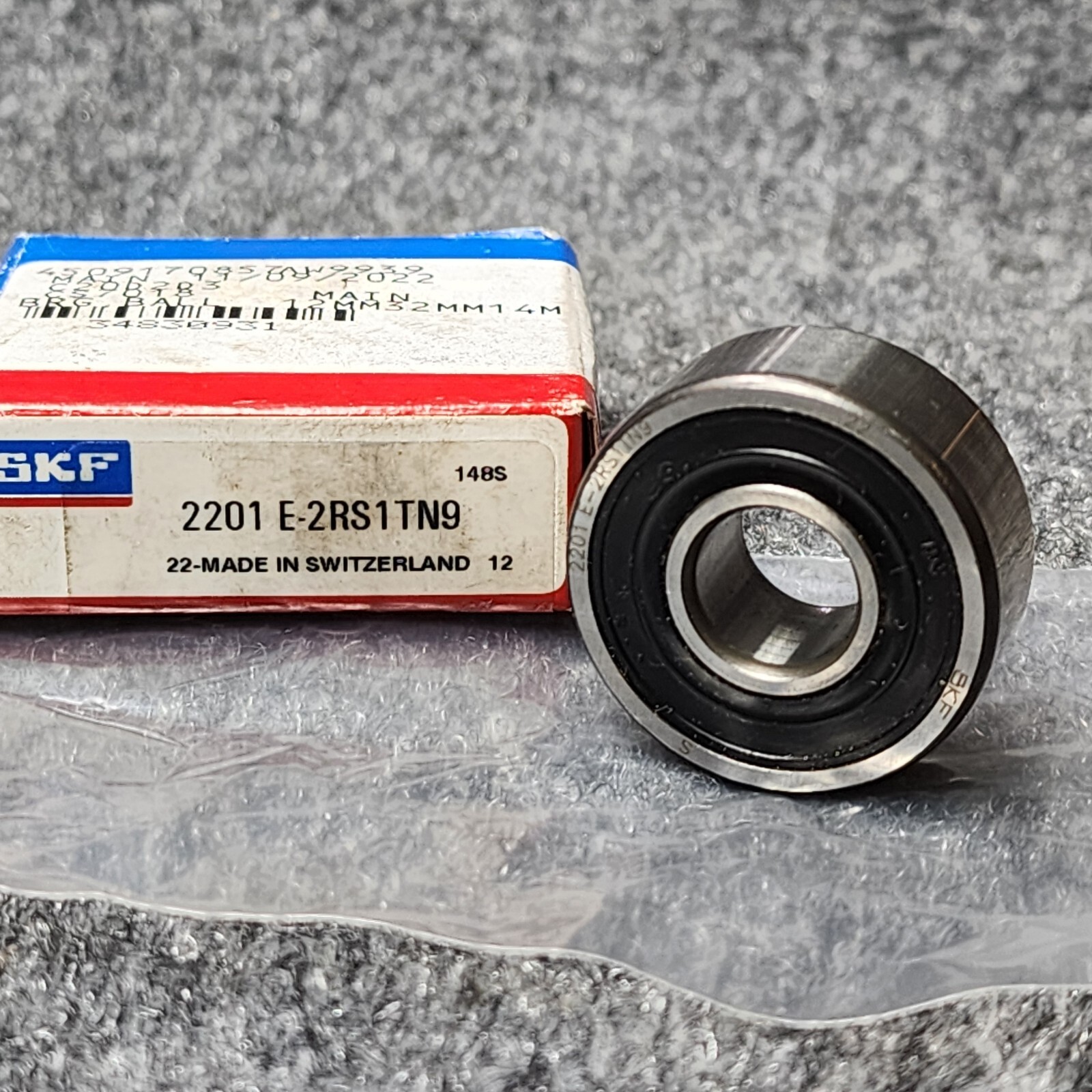 SKF 2201 E 2RS1 TN9 SELF-ALIGNING BALL BEARING, RUBBER SEALED 12x32x14mm