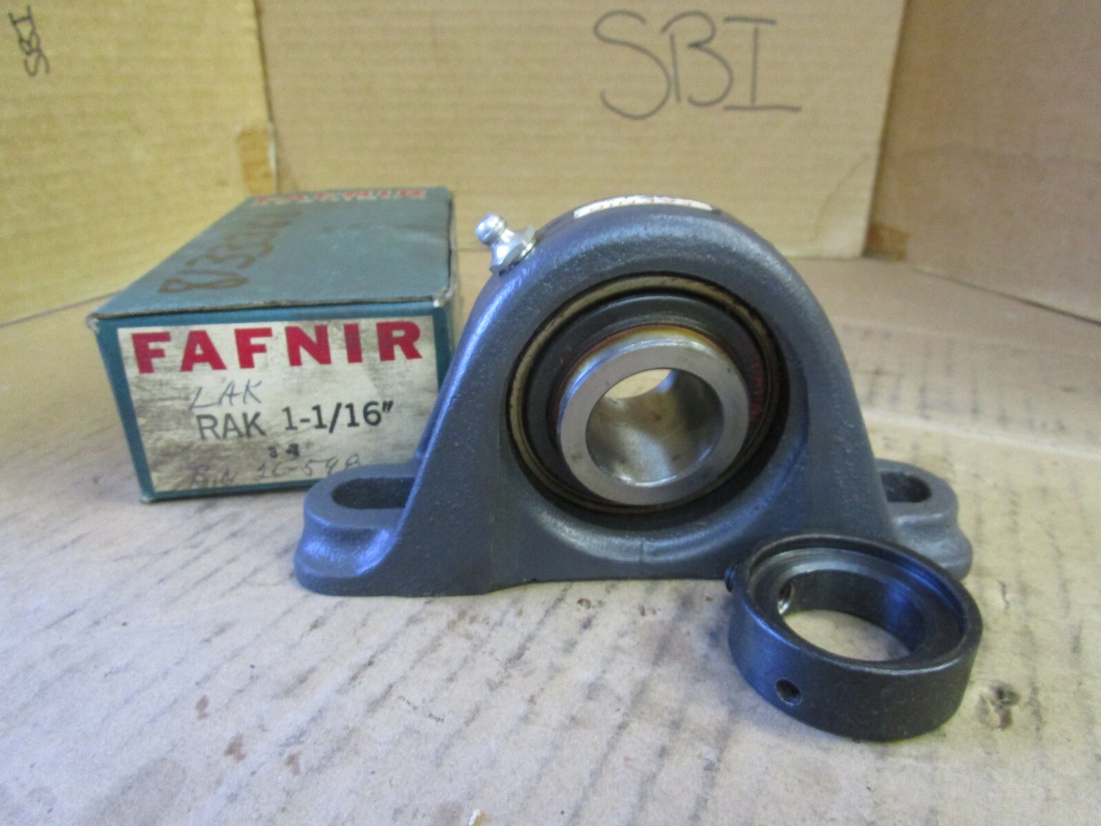Fafnir Pillow Block Bearing RAK 1-1/16″ RAK1116 1-1/16″ Bore w. Collar New