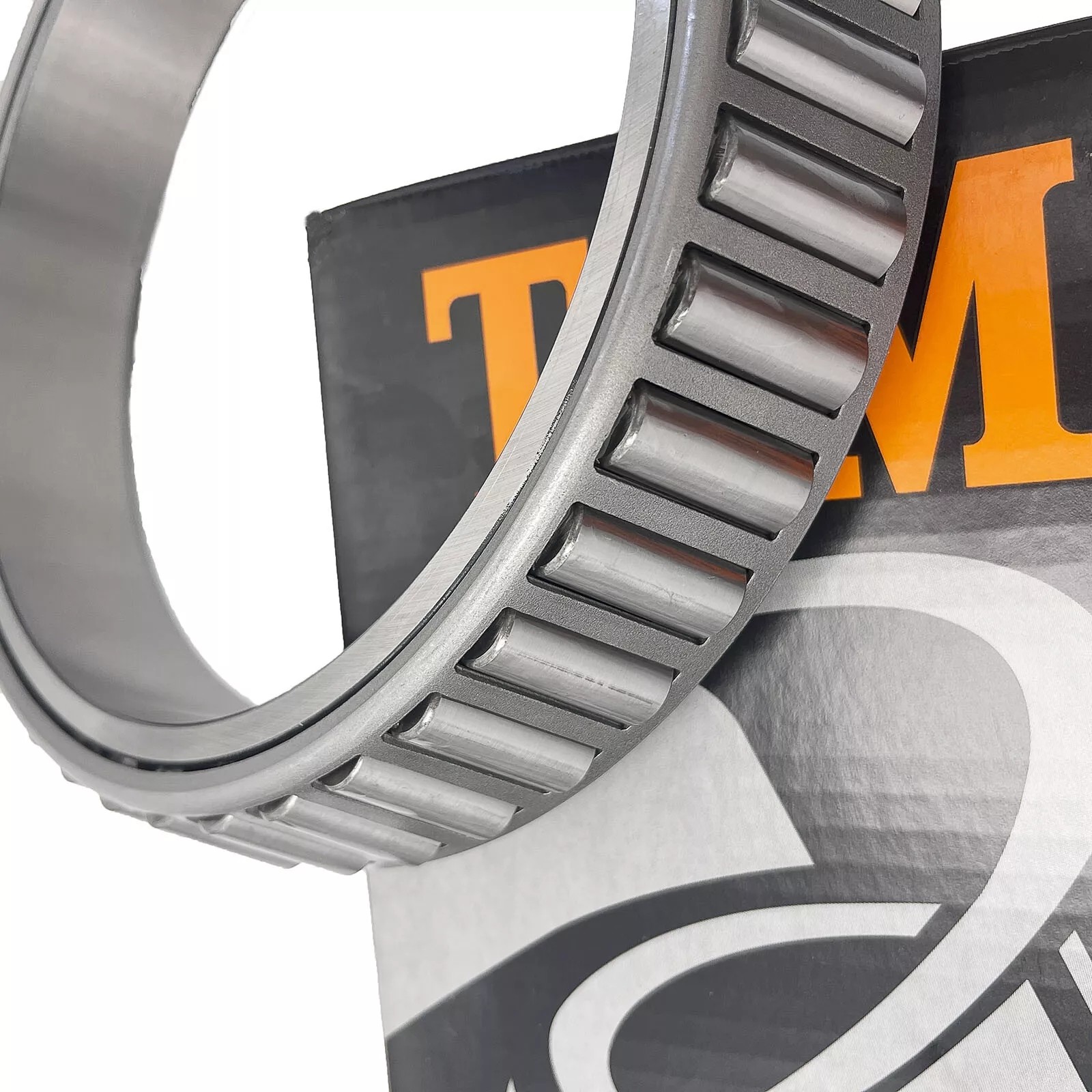 New LM742749 and LM742710 Tapered Roller Bearing Set Cup and Cone