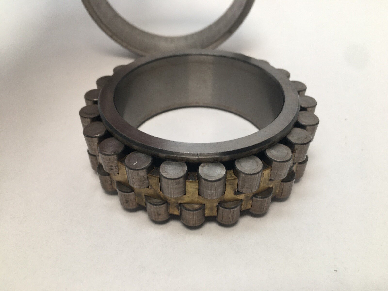 CONS NN3011KMSP5 Cylindrical Bearing 55x90x26 mm NN3011 NN3011-K-M-S-P5 ABEC5