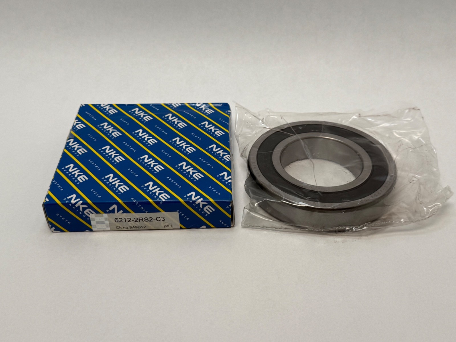 NKE 6212-2RS2-C3 Bearing Rubber Seals 6212-2RS 6212RS 6212LLBC3 60x110x22 mm