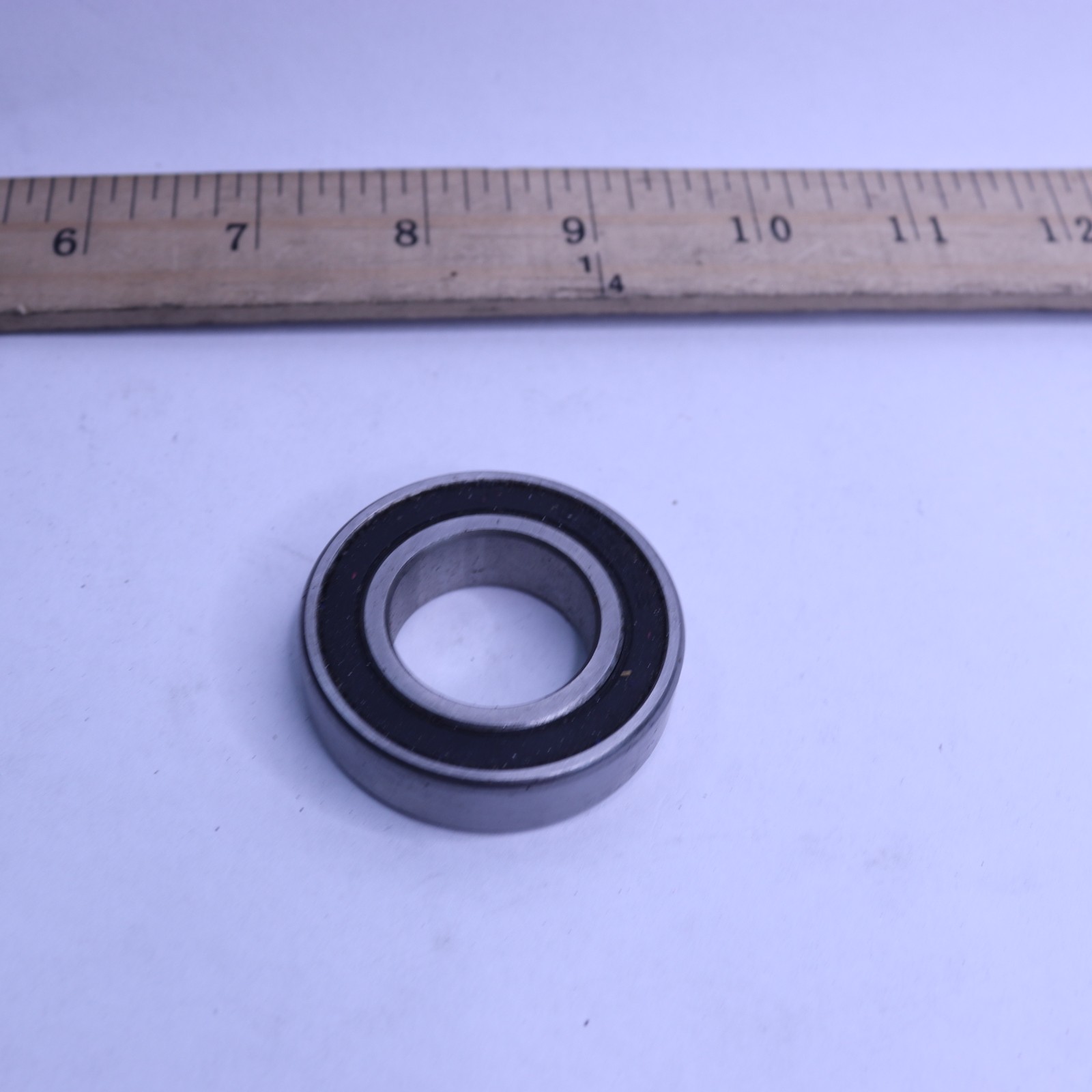 Two Side Rubber Seal Ball Bearing 6005RS