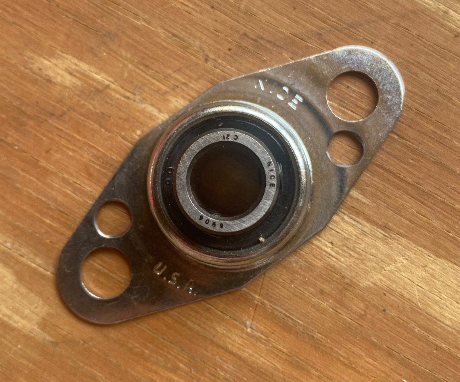 RBC Nice N6906TNTG18 Flange Bearing