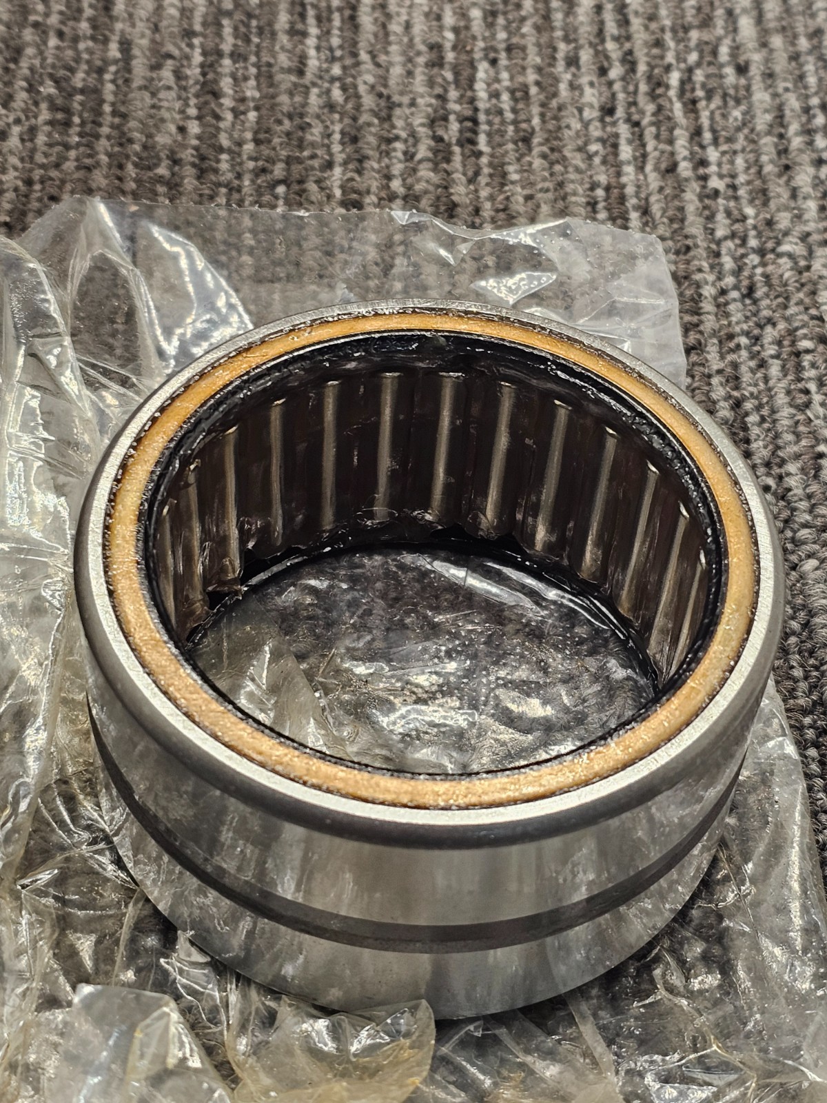 McGILL MR 44 SS Needle Roller Bearing 2-3/4″ Bore 3-1/2″ OD 1-3/4″ Width