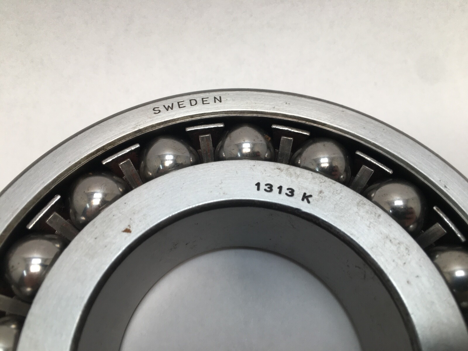 SKF 1313K Self Aligning Bearing 65x140x33 mm 1313-K Sweden