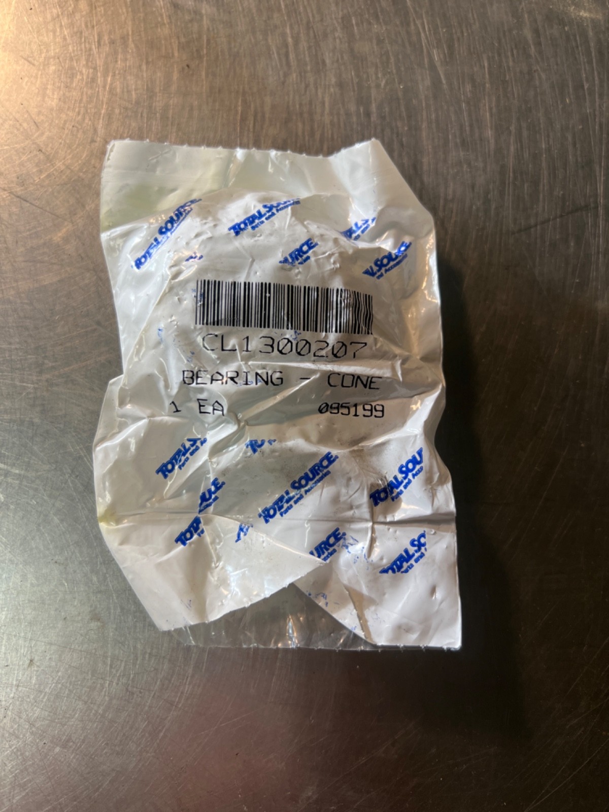 Total Source Tapered Roller Bearing Cone CL1300207 NOS