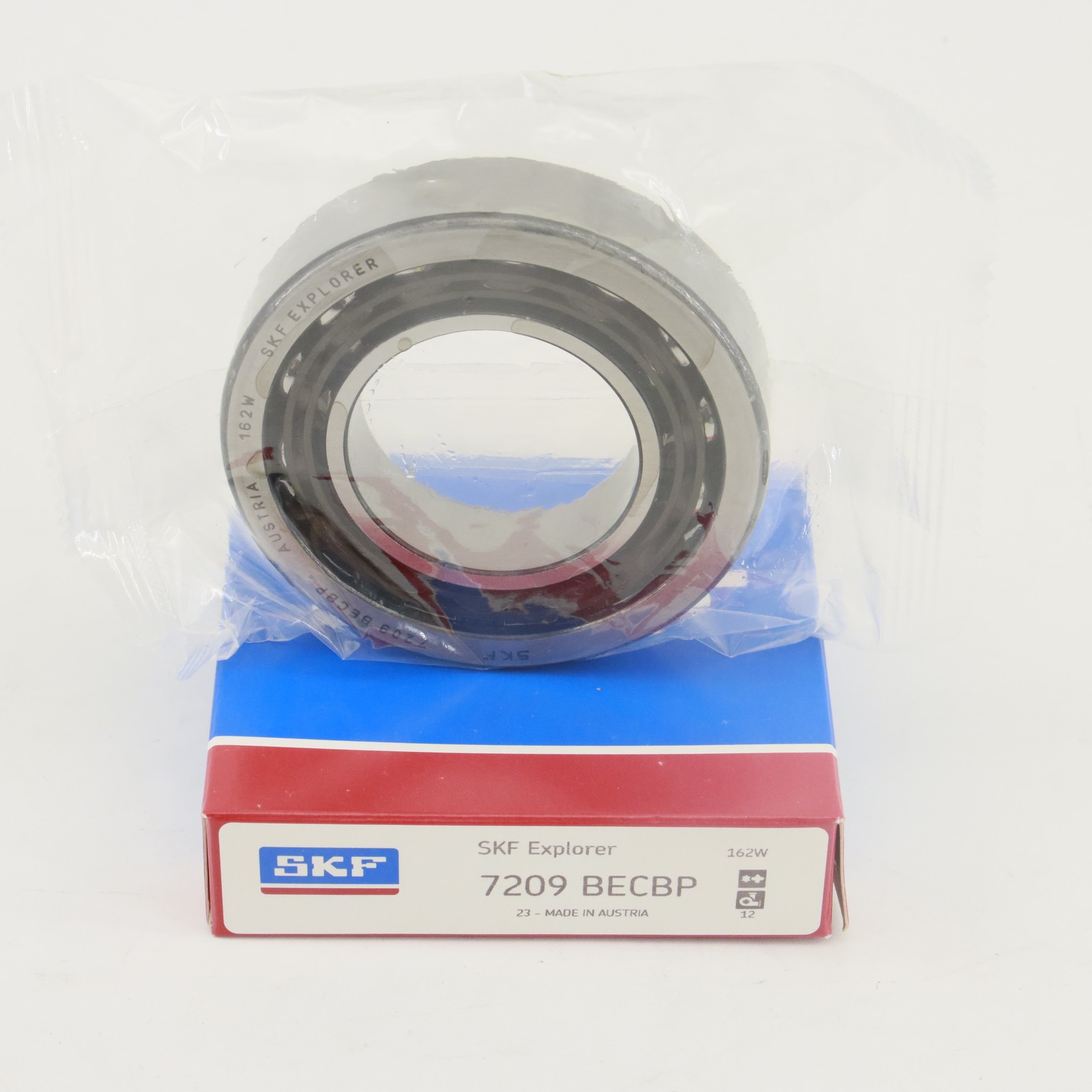 NEW SKF 7209 BECBP single row angular contact ball bearing 1PCS #DC