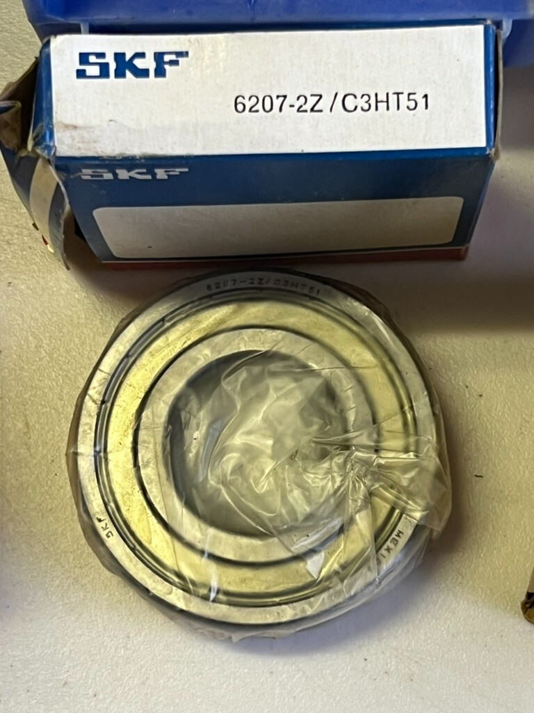 SKF 6207-2Z / C3HT51 Ball Bearing Shielded C3 High Temp 35x72x17mm Deep Groove
