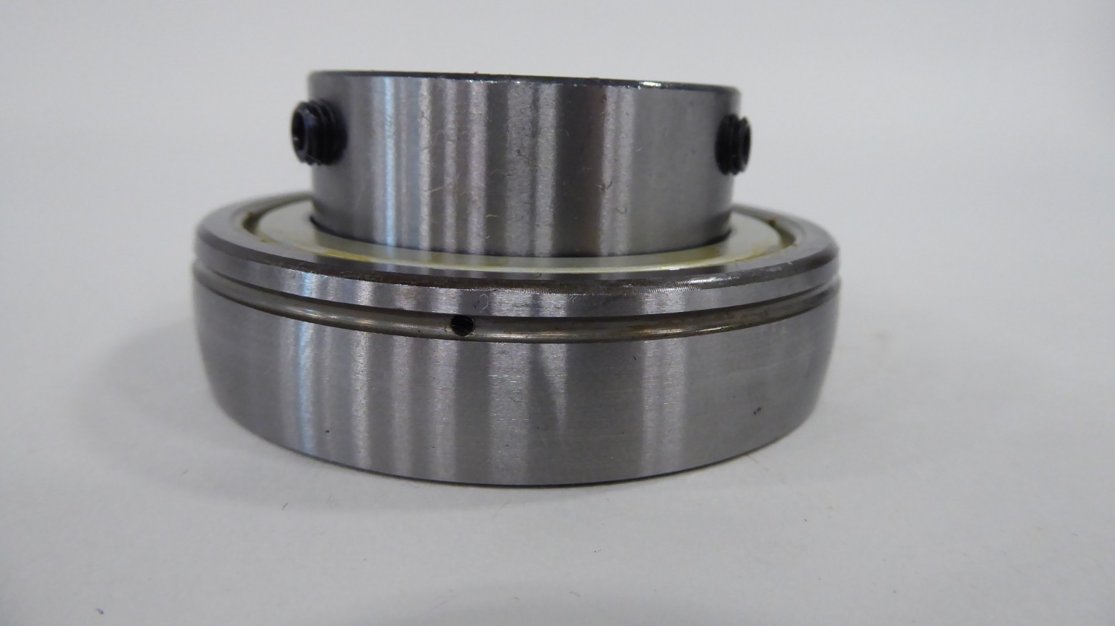FYH SB207-23 Insert Bearing 1-7/16″ Bore