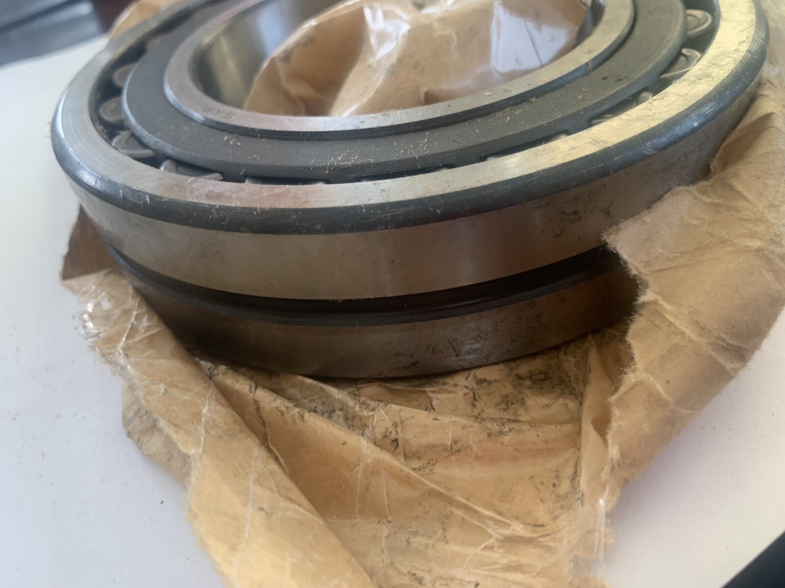 SKF 22216 CKJ/C3/W33 Spherical Roller Bearing 22216CKJ 22216CCK 80x140x33mm