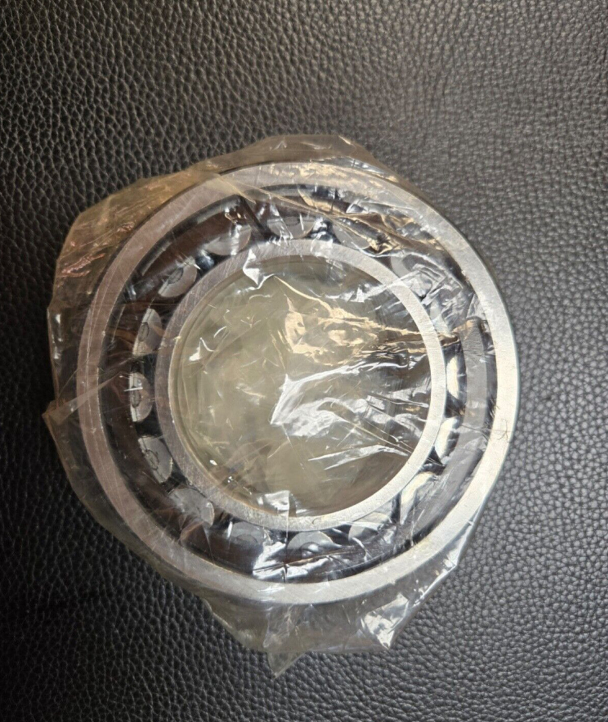 BRAND NEW NSK NU2212ET Cylindrical Roller Bearing 60 x 110 x 28mm