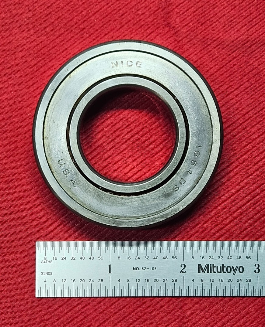 Nice 1654 DS 1-1/4″ ID, 2-1/2″ OD, 5/8″ W, Metal Shielded Bearing USA Made – NEW