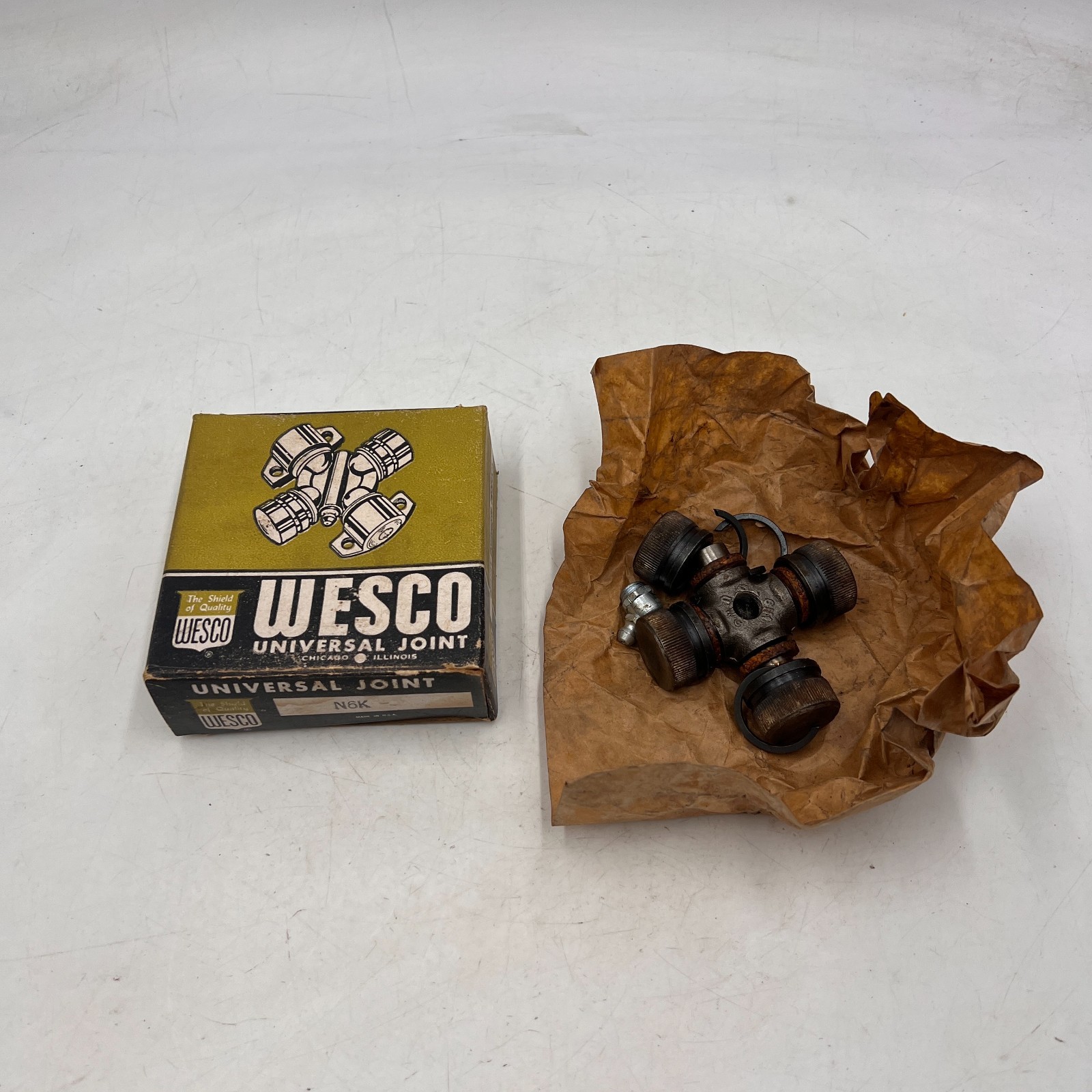 Vintage Wesco N6K Steering U-Joint GM P30 P35 P3500 1970-99 Cross GMB 250-0600