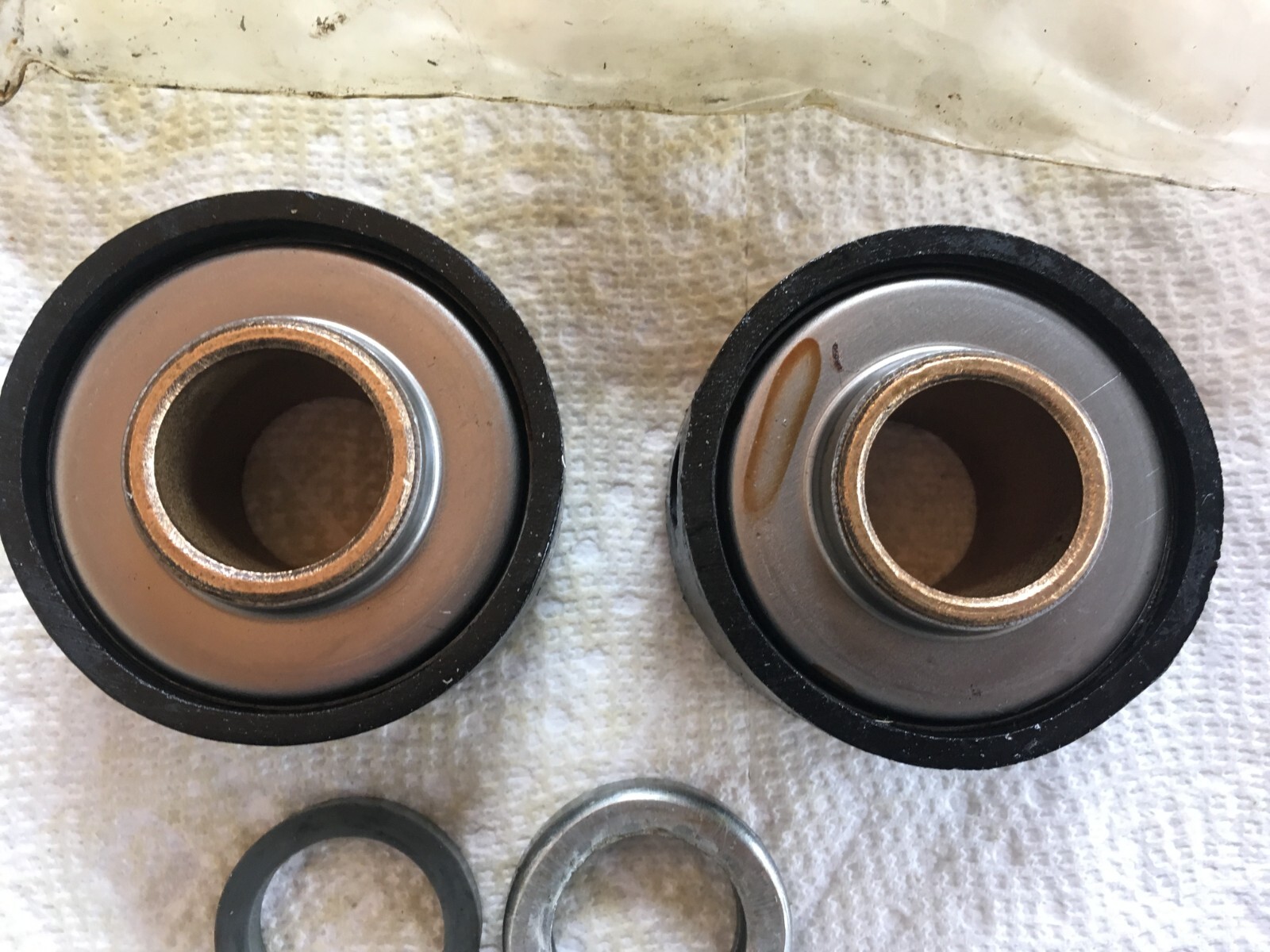 1 pair Dayton Sleeve Bearing 1″ 2A758 NOS