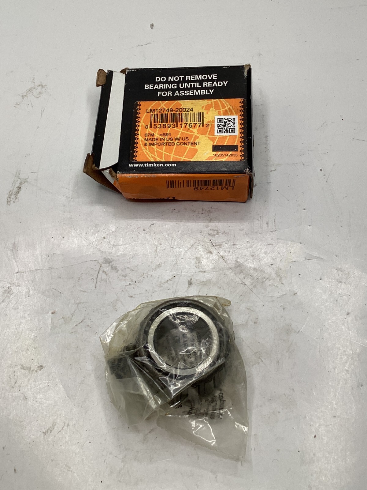 Genuine Timken LM12749 Tapered Roller Cone Bearing