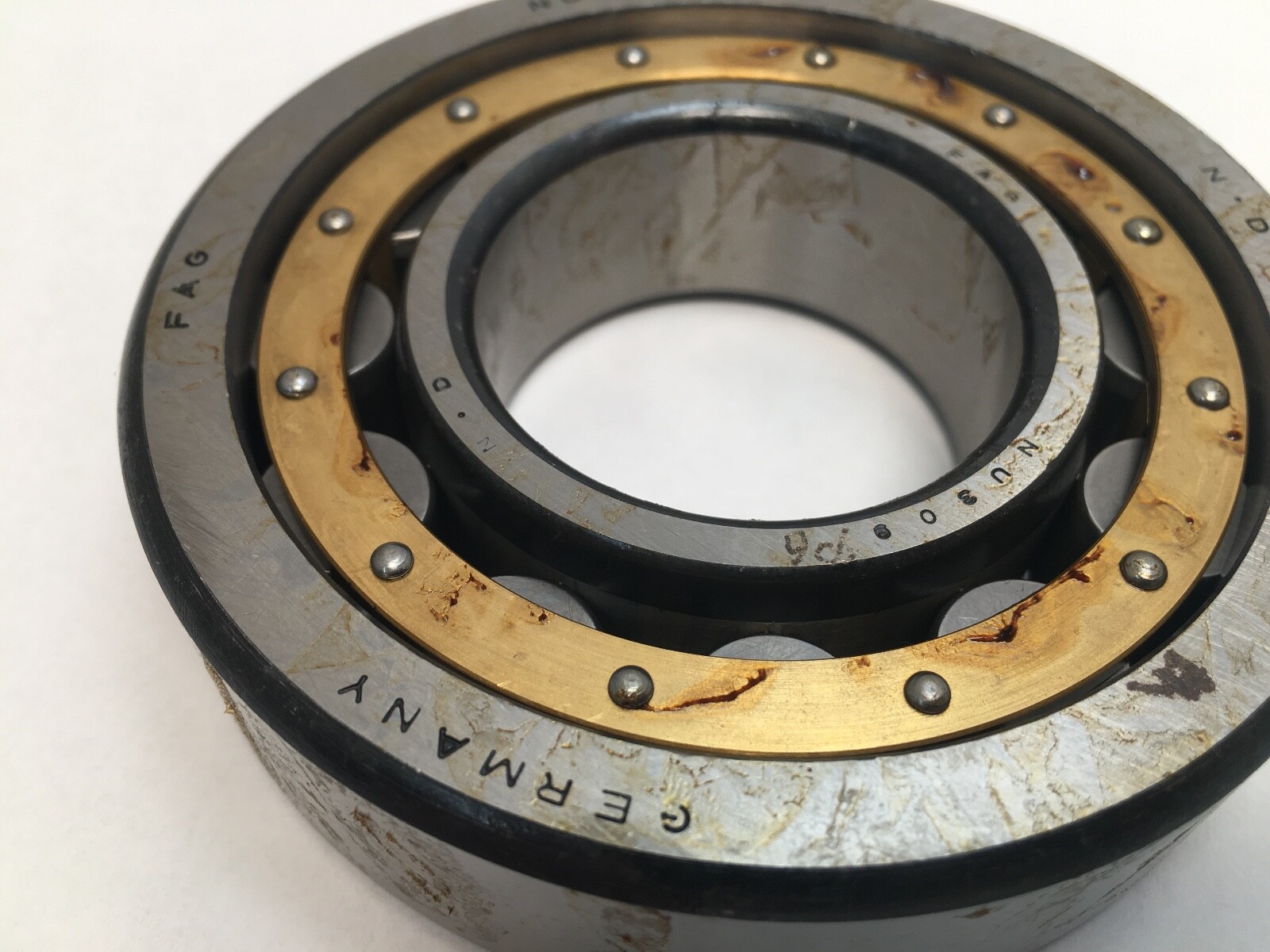 FAG NU309M.P6 Cylindrical Bearing 45x100x25 mm NU309 NU-309-M-P6 Germany